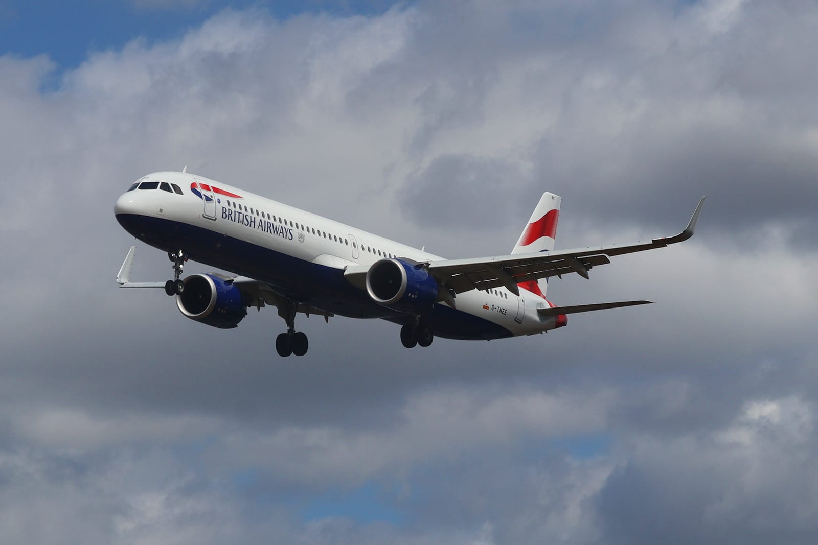 'Sleep disruption virtually guaranteed' - London's New Towns will be blighted by aircraft noise