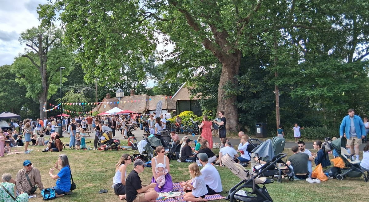 Ladywell Fields: long-awaited new café opens amid construction fears